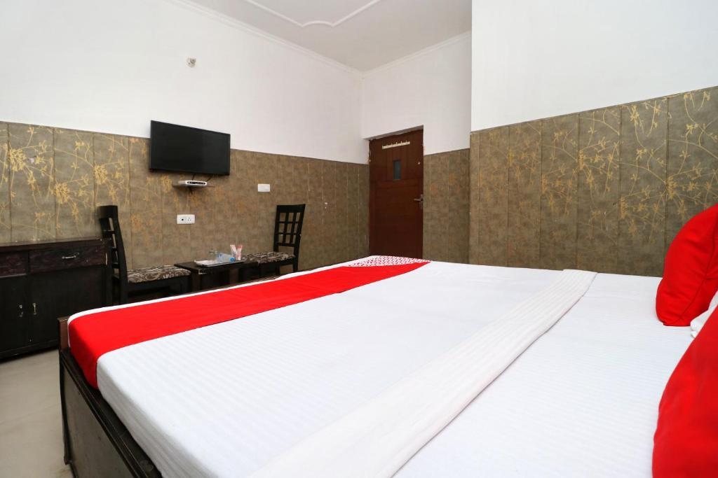 Амбала: OYO Flagship 18943 Hotel Punjab Residency