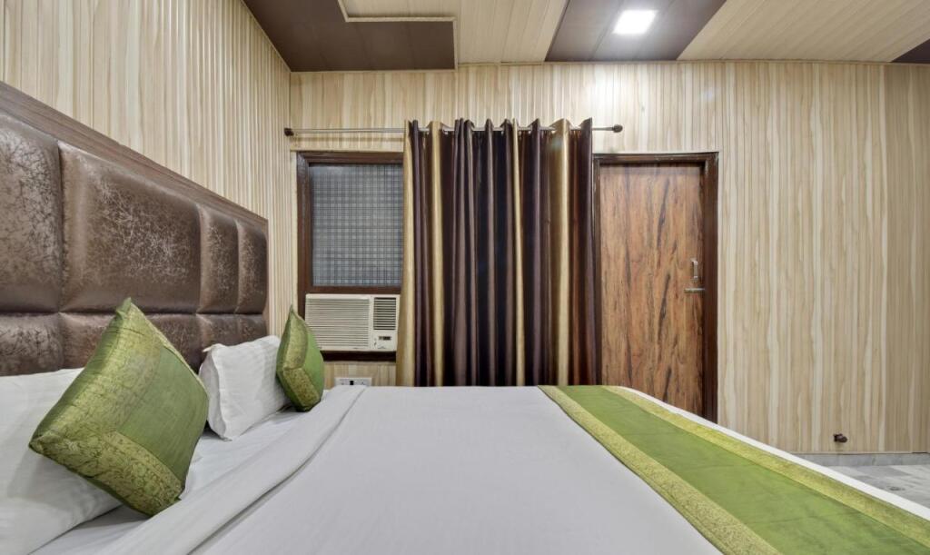 Амритсар: Hotel Smile Inn - 50 Meters from Golden Temple
