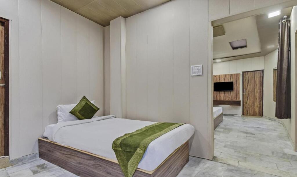 Амритсар: Hotel Smile Inn - 50 Meters from Golden Temple