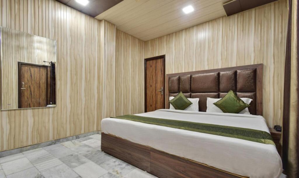 Амритсар: Hotel Smile Inn - 50 Meters from Golden Temple