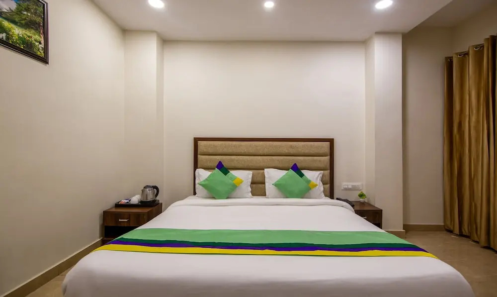 Амритсар: Hotel Diamond Creek Near Railway Station