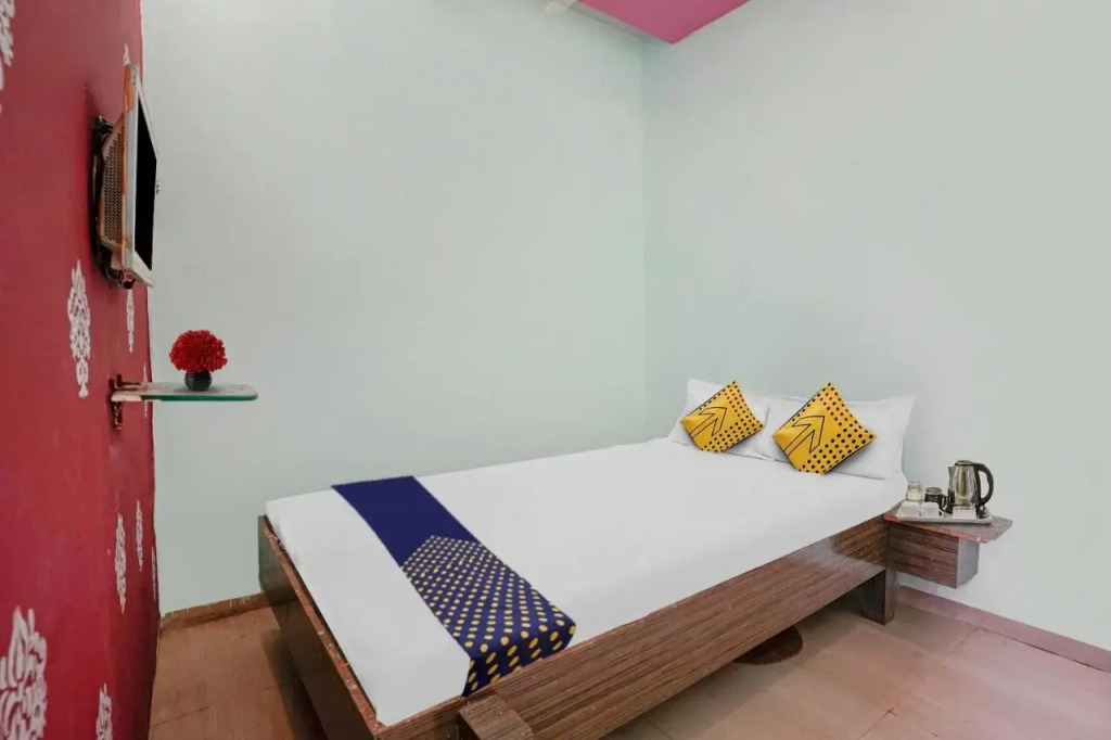 Аурангабад: SPOT ON 805052 Hotel Jay Maharashtra