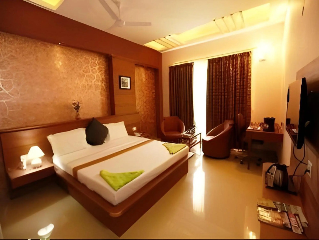 Салем: Hotel AMRs Evvergreen
