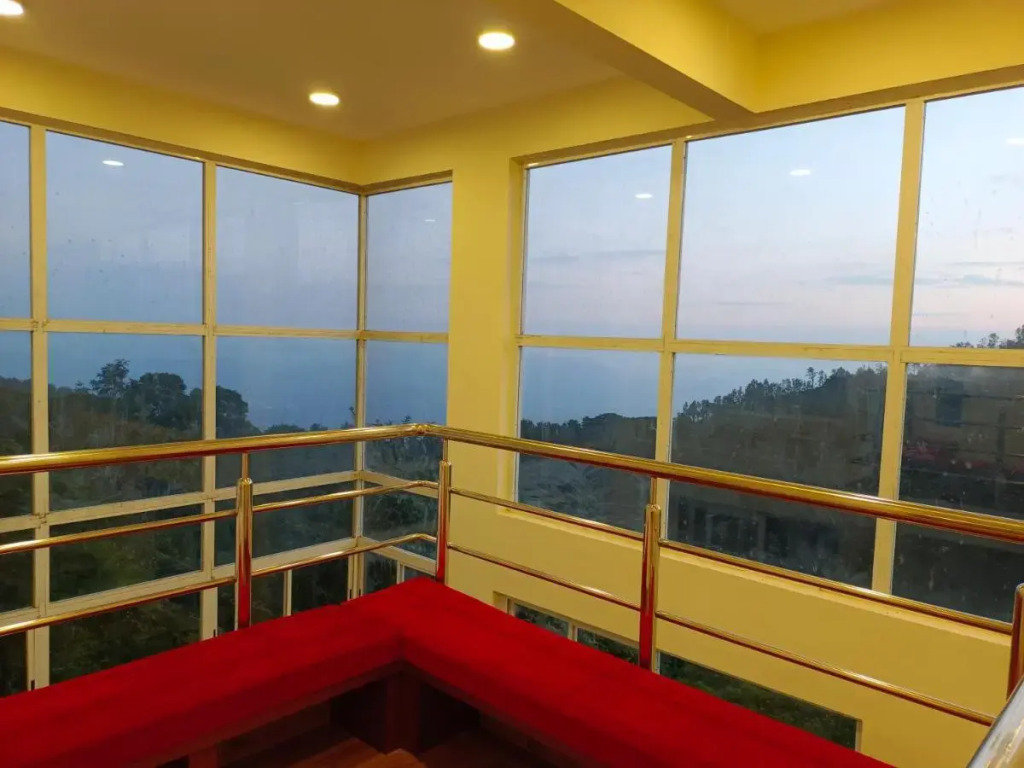 Салем: Cliff View Resort