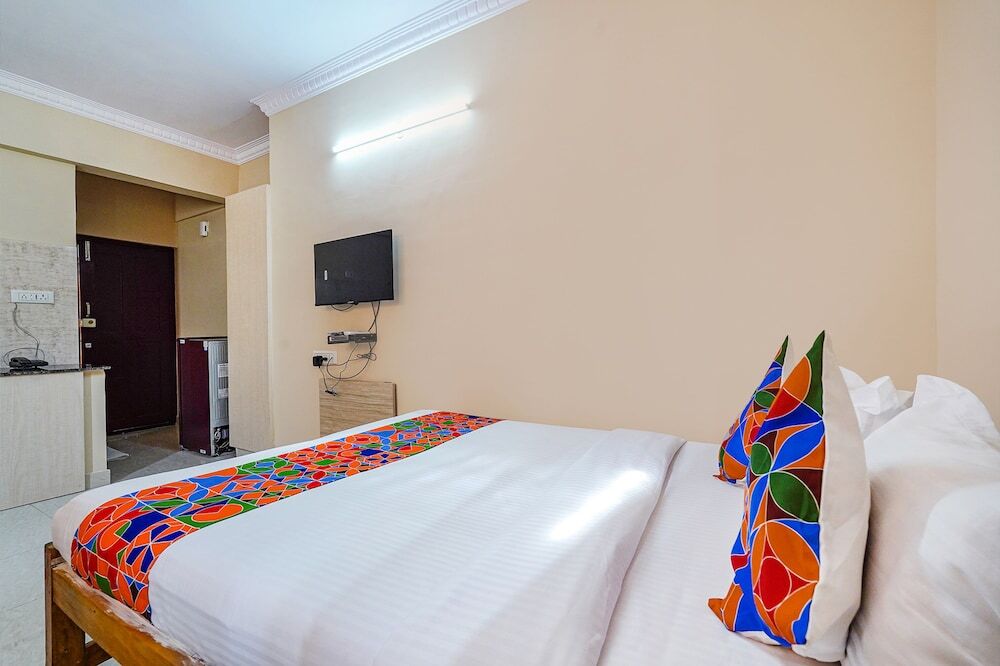 Бангалор: FabHotel The Lepsi Inn