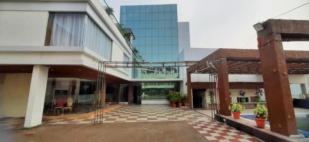 Барейлли: Click Resort Sparsh Bareilly