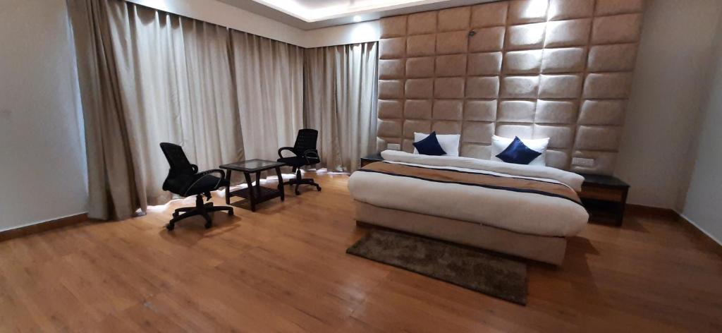 Барейлли: Click Resort Sparsh Bareilly