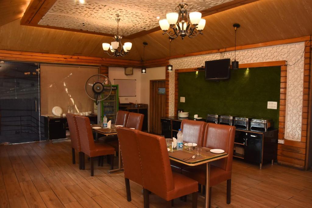 Барейлли: Click Resort Sparsh Bareilly