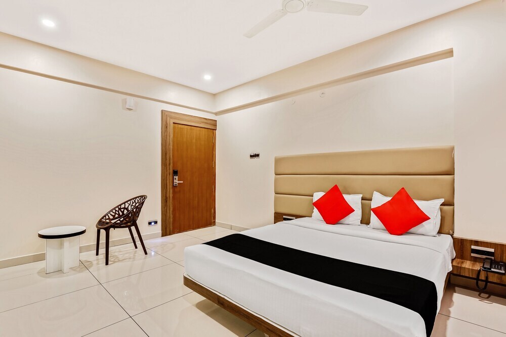 Бангалор: Treebo Silver Key, Marathahalli