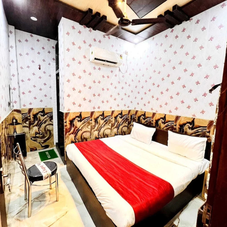 Айодхья: Hotel Raghunandan Inn
