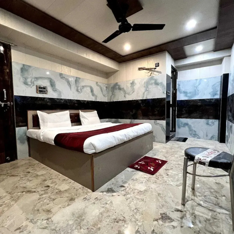 Айодхья: Hotel Raghunandan Inn