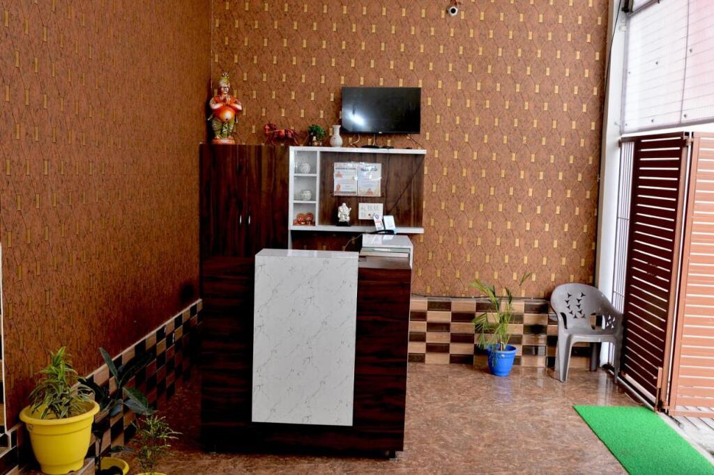 Айодхья: Hotel The Ramay Palace