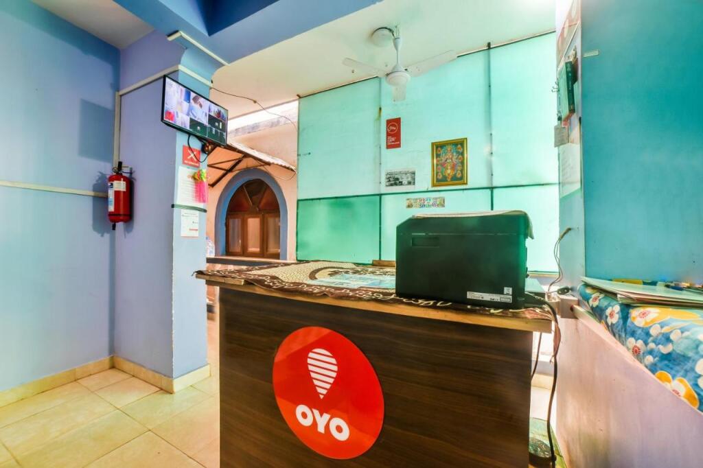 Бага: OYO Flagship 805365 ASA GUEST HOUSE