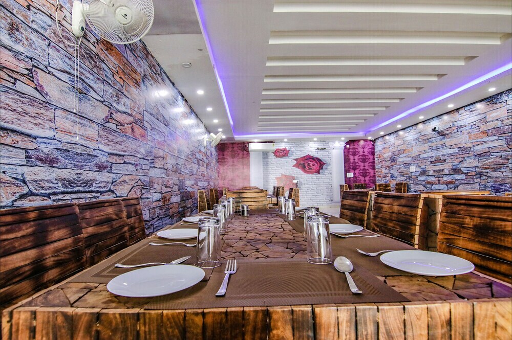 Бахадрабад: Fabhotel The Orient