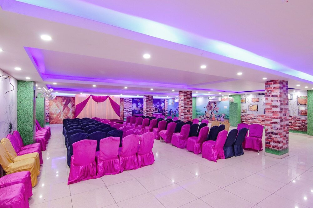 Бахадрабад: Fabhotel The Orient