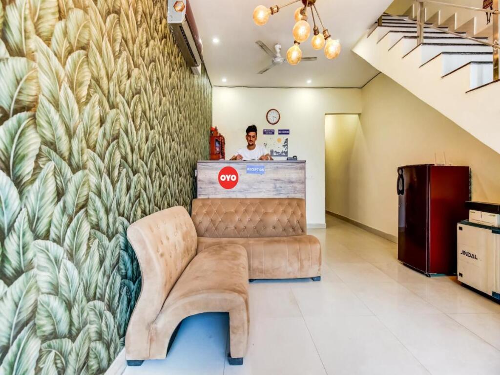 Зиракпур: OYO Flagship 703864 Su Casa