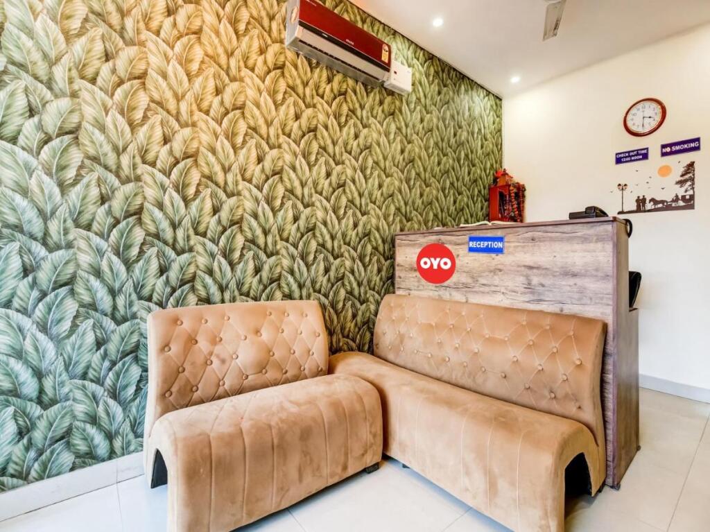 Зиракпур: OYO Flagship 703864 Su Casa