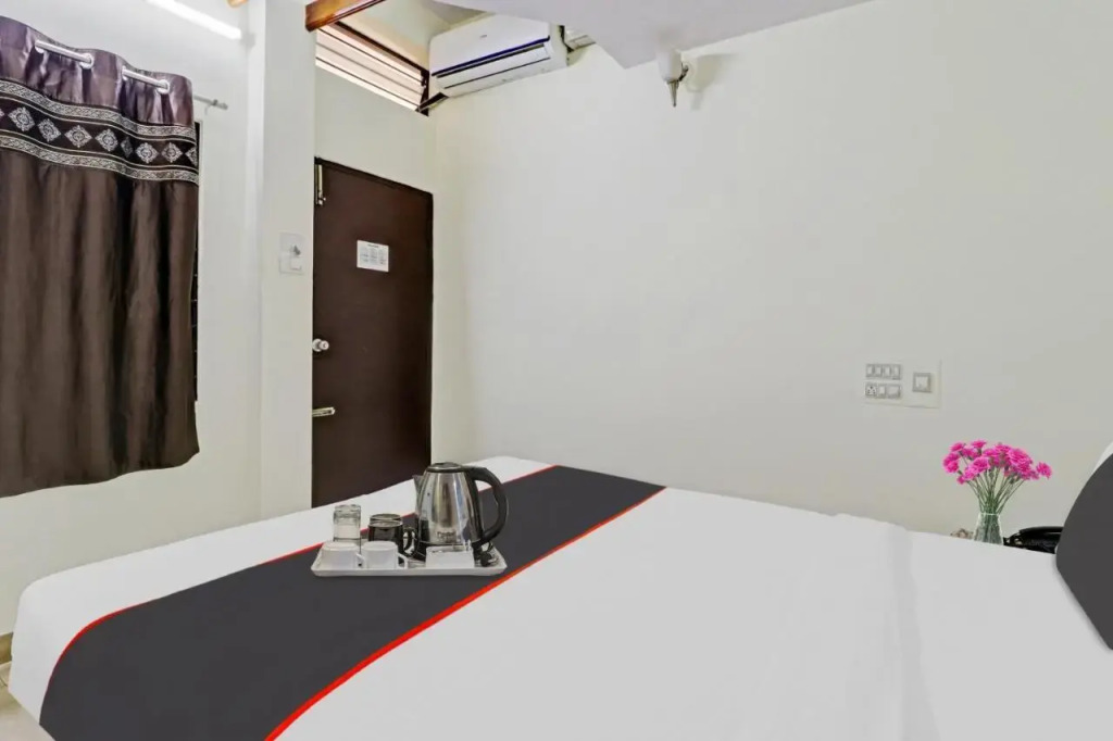 Бангалор: OYO Collection O 16107 N R Residency