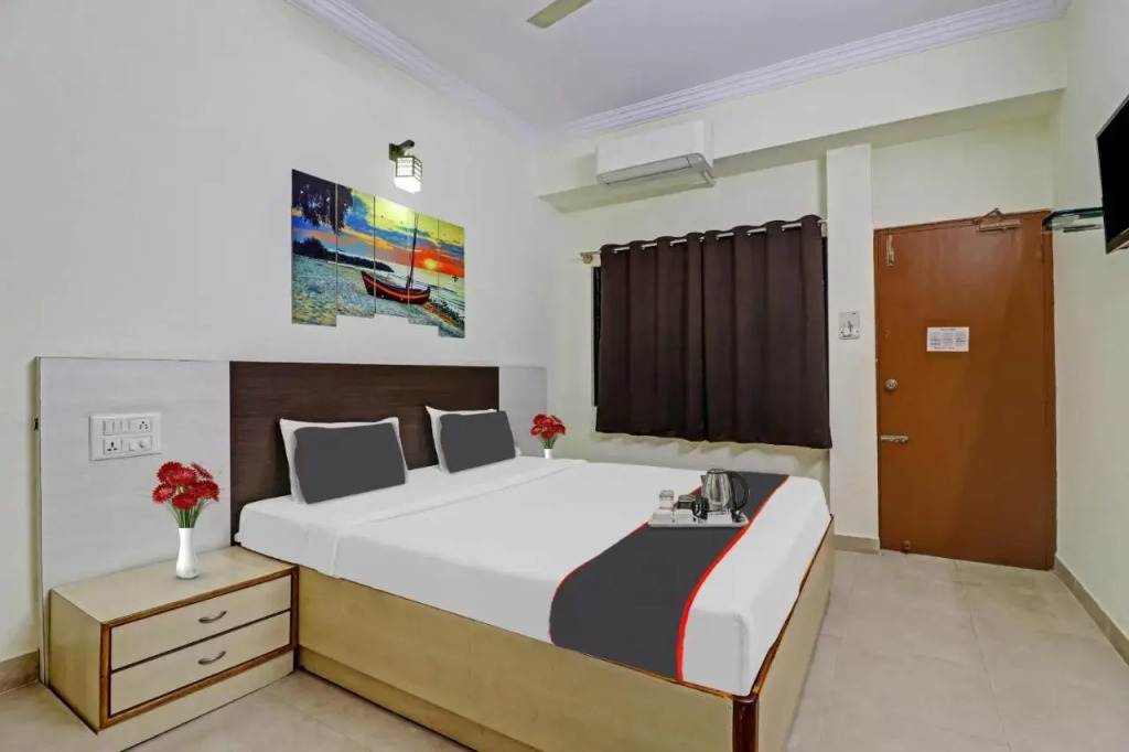 Бангалор: OYO Collection O 16107 N R Residency