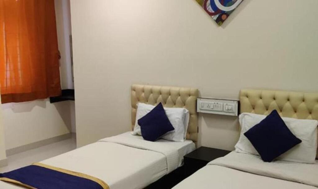Бангалор: FabHotel Prime Leela Park