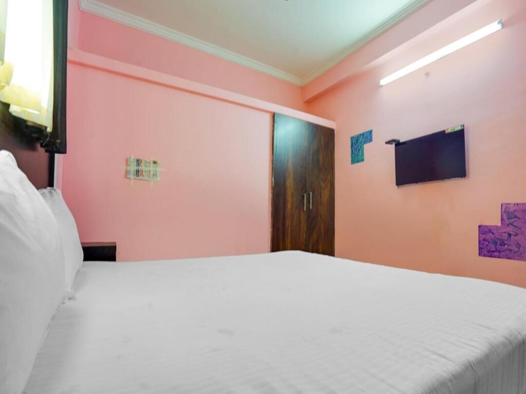 Виджаявада: OYO Flagship 805122 Hotel Garuda Inn