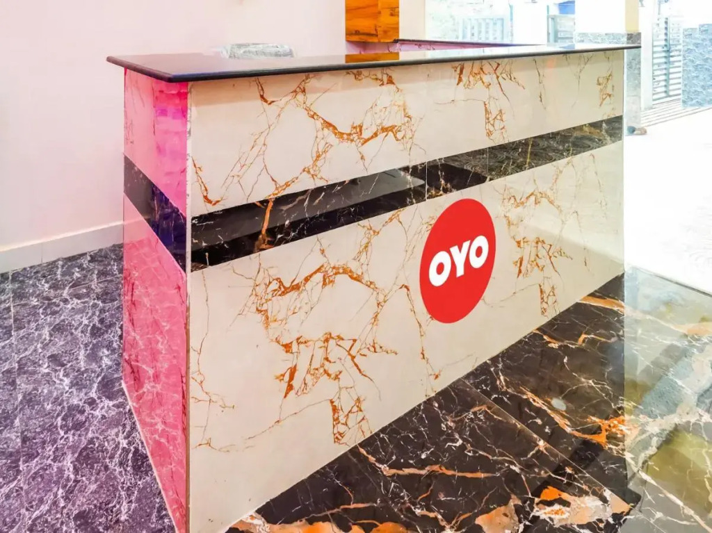 Виджаявада: OYO Flagship 807564 Hotel Pvs Grand