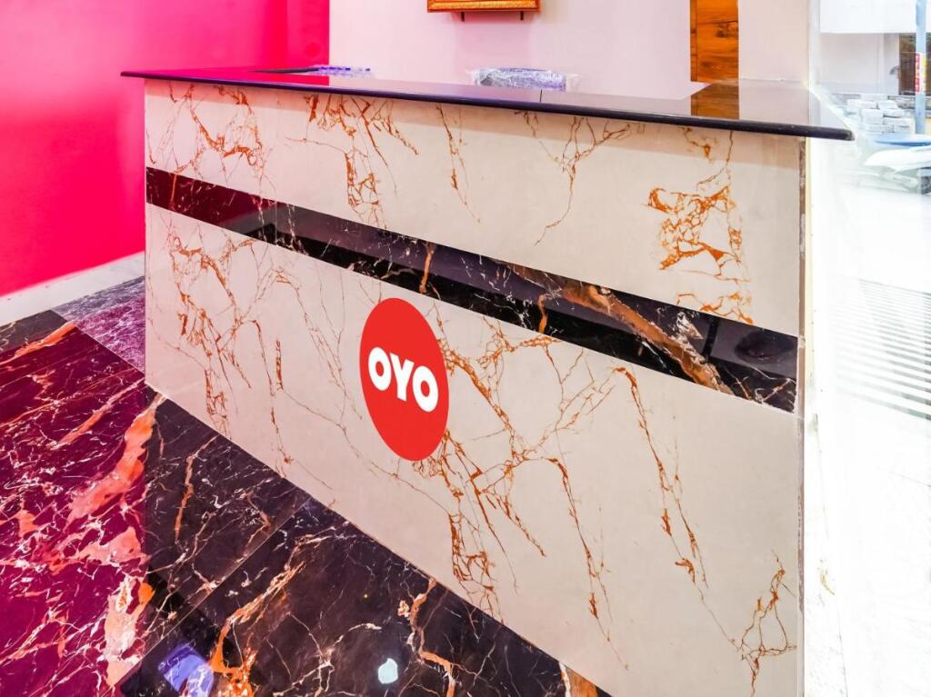 Виджаявада: OYO Flagship 807564 Hotel Pvs Grand