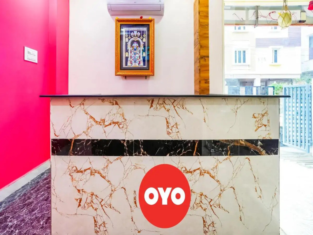 Виджаявада: OYO Flagship 807564 Hotel Pvs Grand