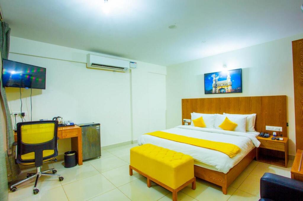 Бангалор: Northern Suites @ E Block