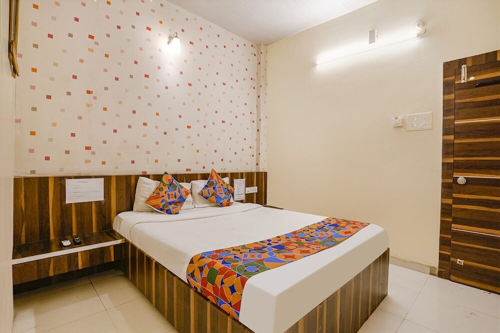 Барамати: Fabexpress Swara Residency