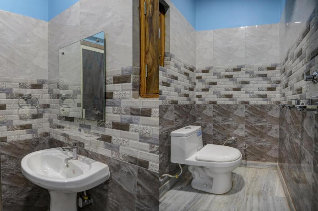 Барейлли: OYO Flagship 702327 D.S. Guest House