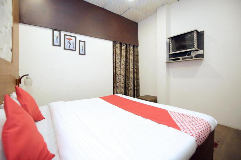 Бедагхат: Collection O 29245 Hotel E Square