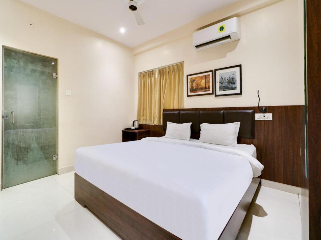Висакхапатнам: Townhouse 1174 Hotel Cool River