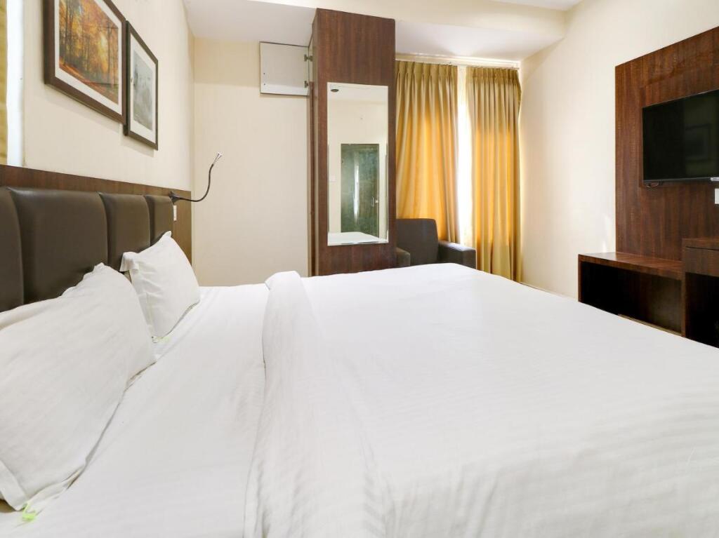 Висакхапатнам: Townhouse 1174 Hotel Cool River