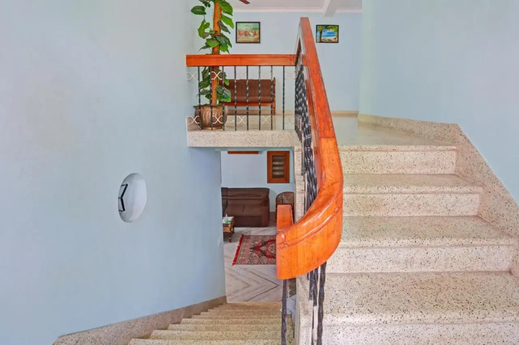 Тируванантапурам: OYO Flagship 805186 Hotel Adara Residency