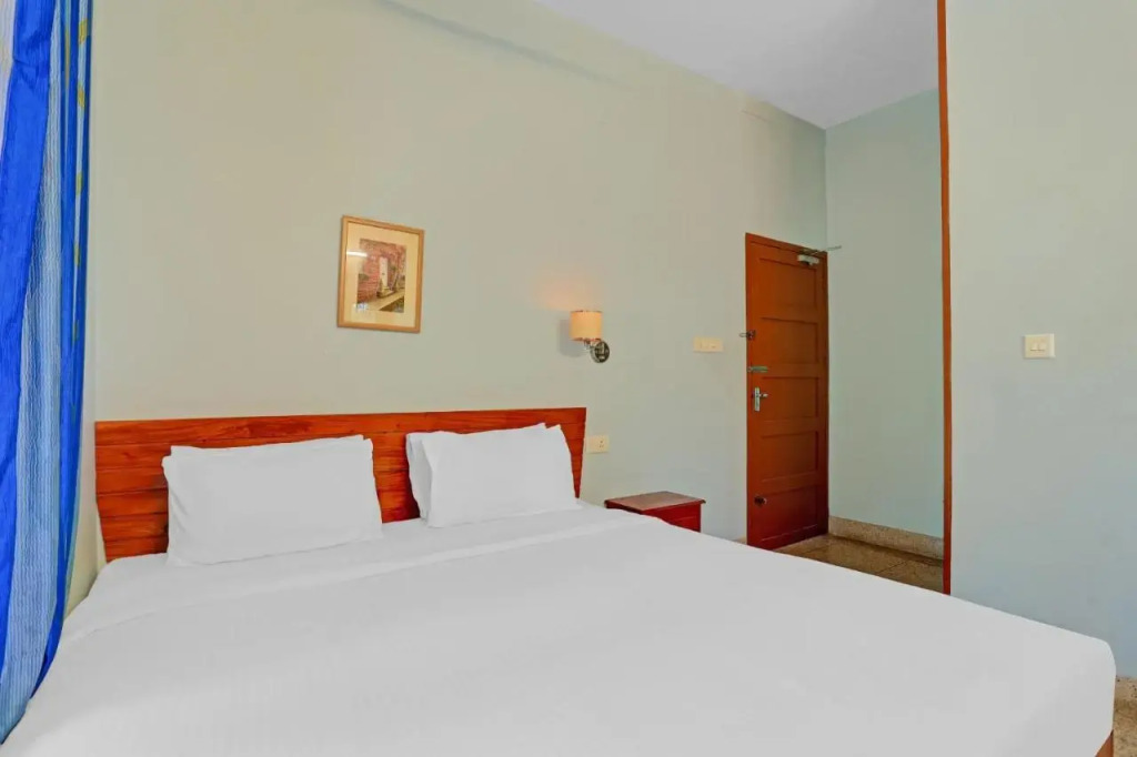 Тируванантапурам: OYO Flagship 805186 Hotel Adara Residency