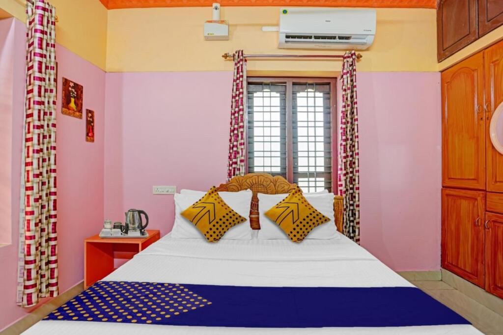 Тируванантапурам: SPOT ON 807451 Dreams Residency