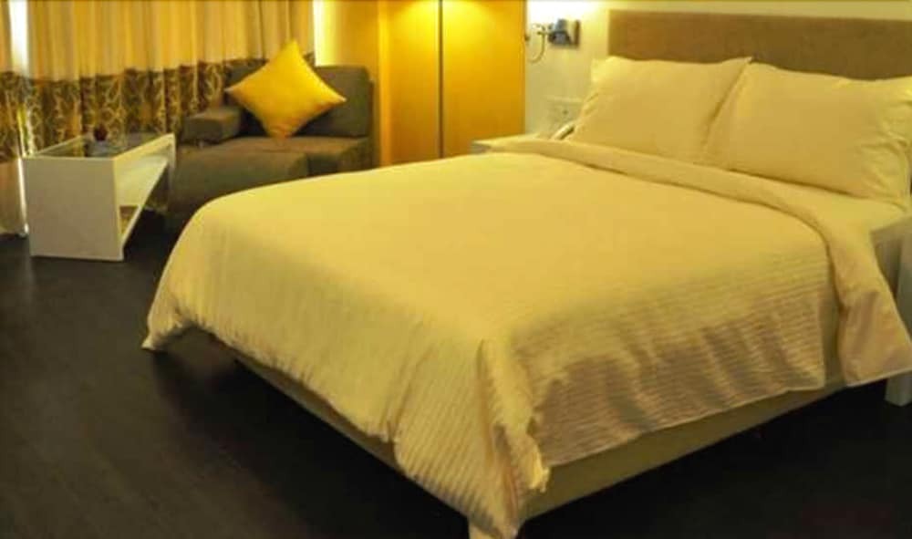 Триссур: Hotel Elite International Thrissur