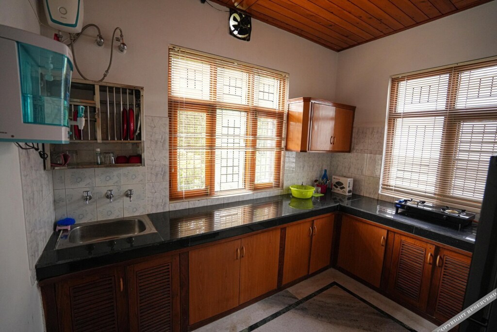 Наинитал: Chirping Hills Resort Bhimtal