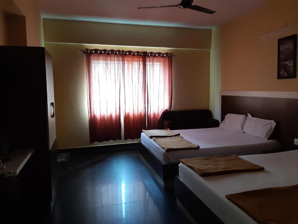 Бангалор: Sapphire Inn