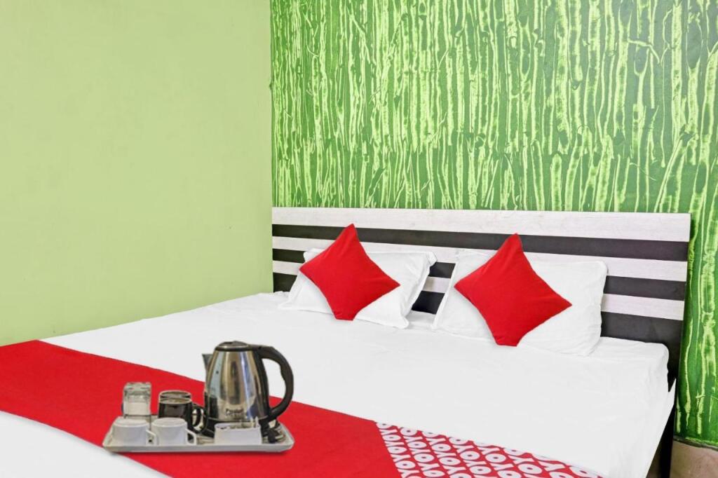 Bilaspur: OYO Flagship 703015 New Sd Palace
