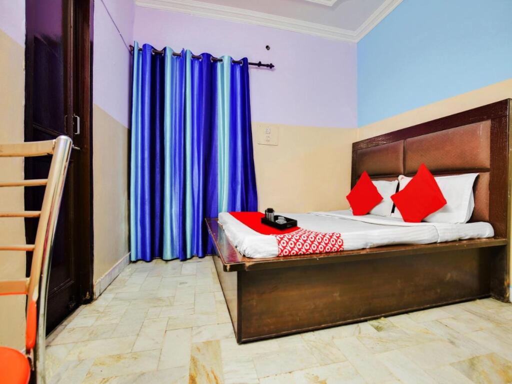 Чандигарх: OYO Flagship 703625 Hotel Suryansh