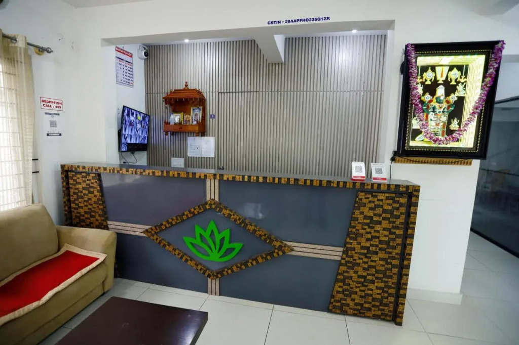 Бангалор: Hotel Gurudev Residency