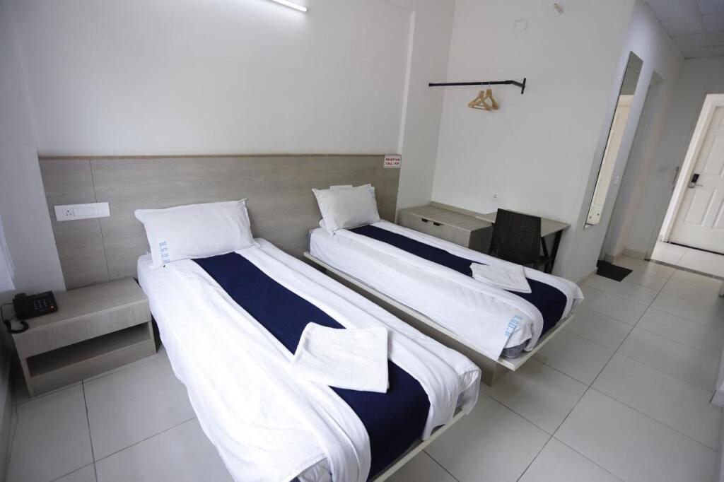 Бангалор: Hotel Gurudev Residency
