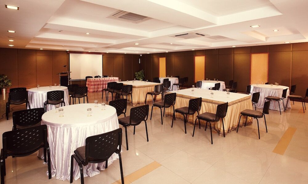 Маниячи: GRT Regency Tuticorin