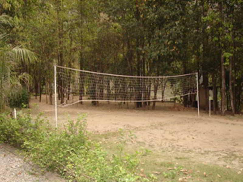 Дела: Quality Inn The Den