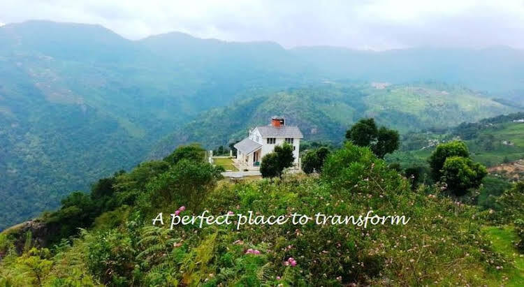 Ути: Amazing Resorts