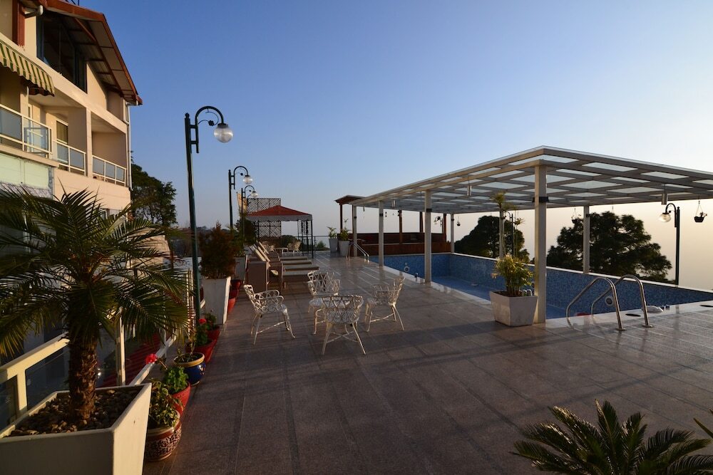 Кангра: Best Western Indraprastha Resort And Spa