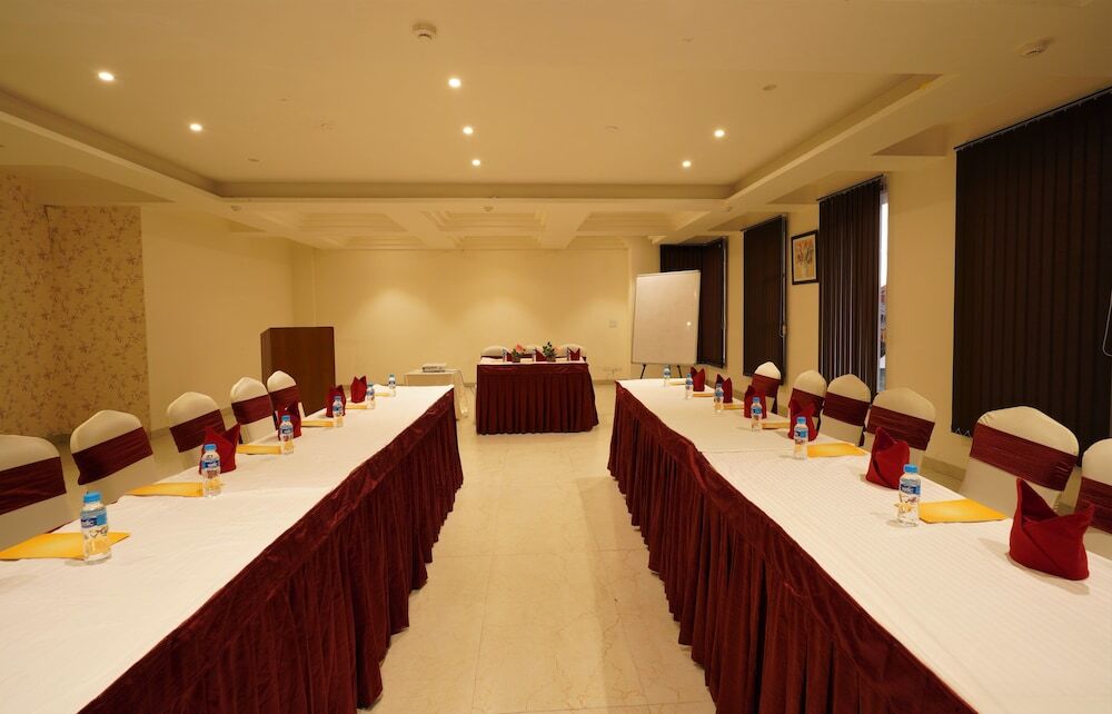 Кангра: Best Western Indraprastha Resort And Spa