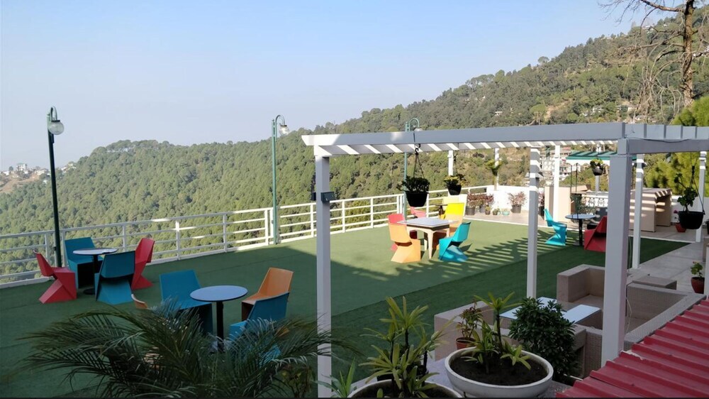 Кангра: Best Western Indraprastha Resort And Spa